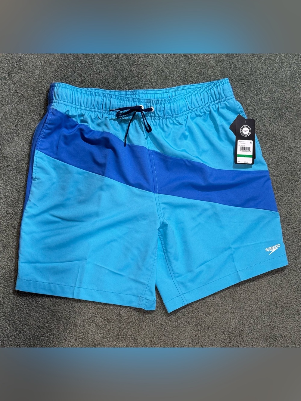 NWT! Speedo Men’s Two-Tone Aqua and Royal Blue Swim Trunks size large